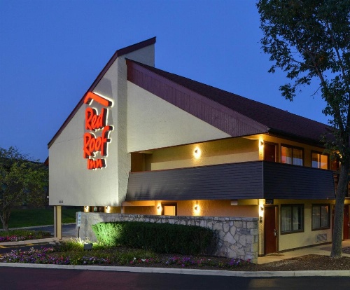 Red Roof Inn Milwaukee Airport image 14