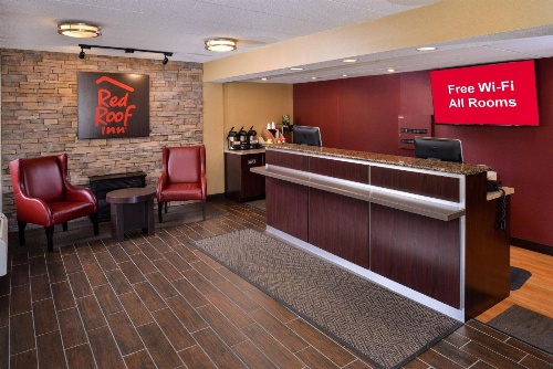 Red Roof Inn Milwaukee Airport image 4
